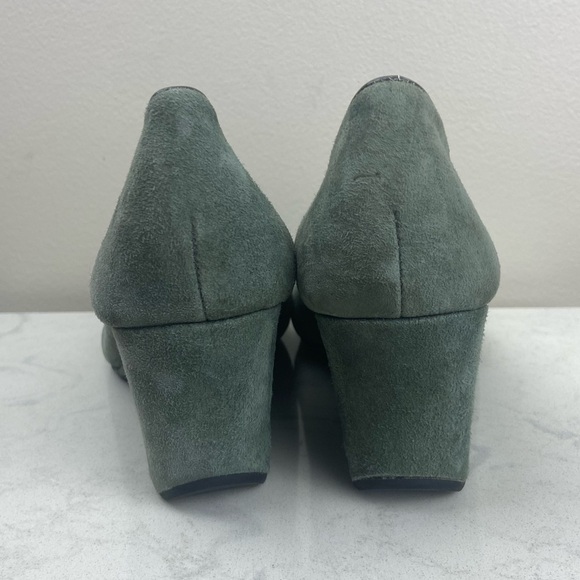 Gentle Souls Ridge Amaru Green Suede Wedge Round Toe 8 - Picture 9 of 12
